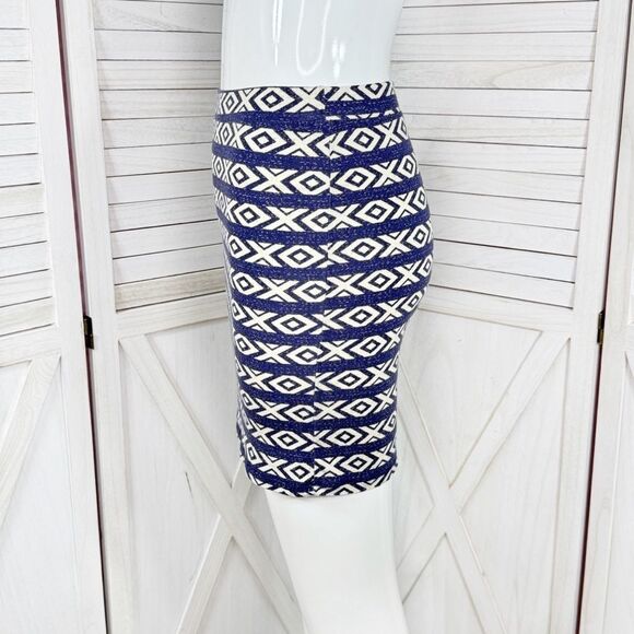 Billabong Tribal Geometric Print Stretchy Knit Mini Skirt Blue White Small - Picture 2 of 11